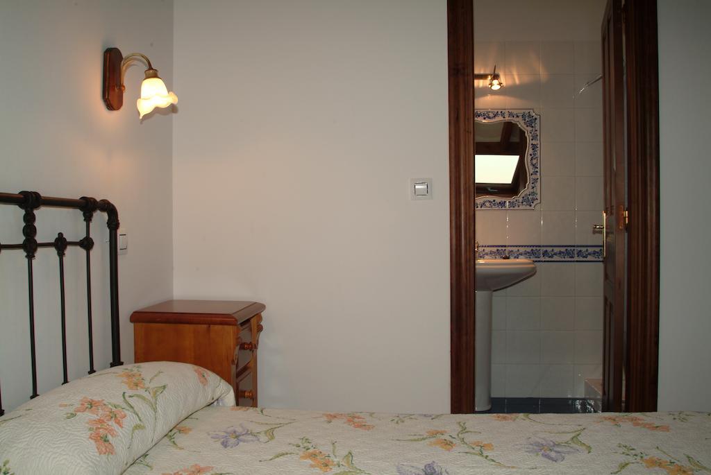 Hospedaje El Somante (Adults Only) San Vicente De La Barquera Bilik gambar